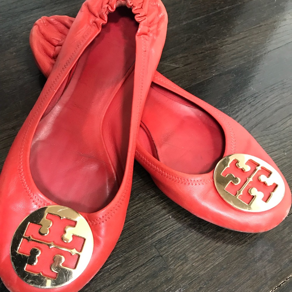Tory Burch Tumbled Leather Reva Flat